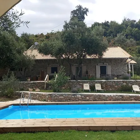 La Baia * Karitsa (Larissa)